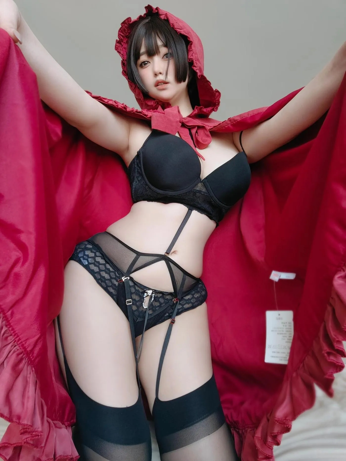 女主K – NO.25 小红帽和红苹果 [86P]插图1